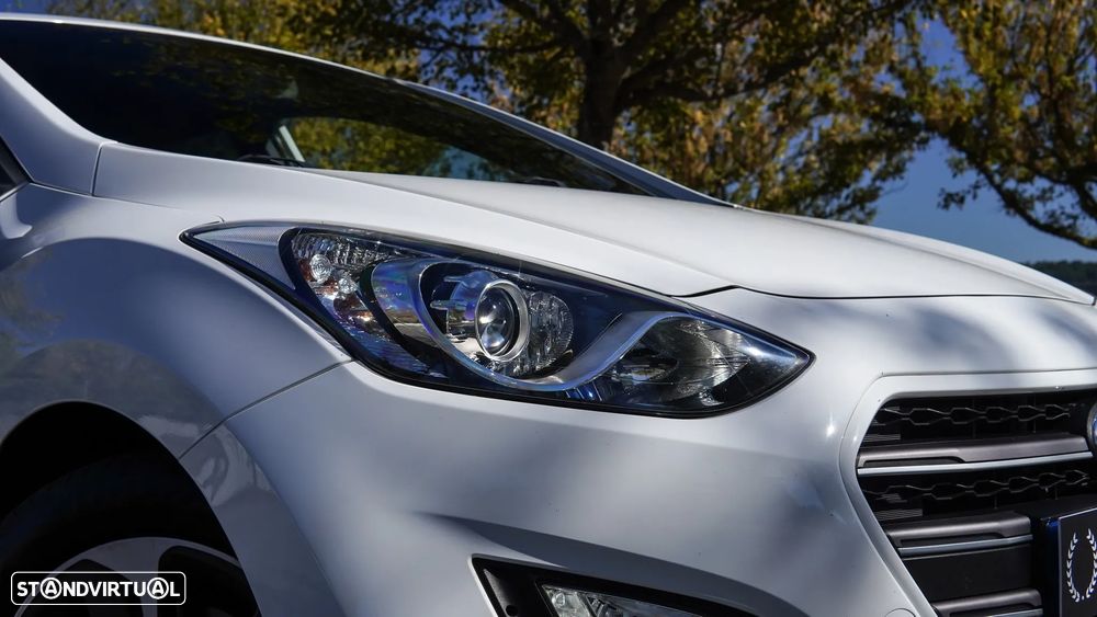 Hyundai i30 1.6 CRDI Blue GO!+ - 12