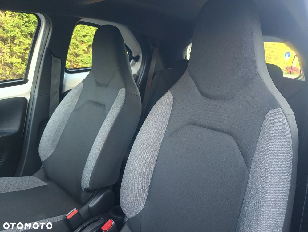 Toyota Aygo X S-CVT Air JBL - 6