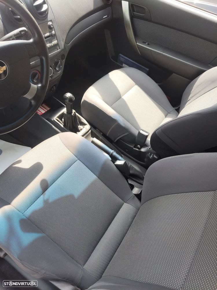 Chevrolet Aveo 1.2 LS - 8