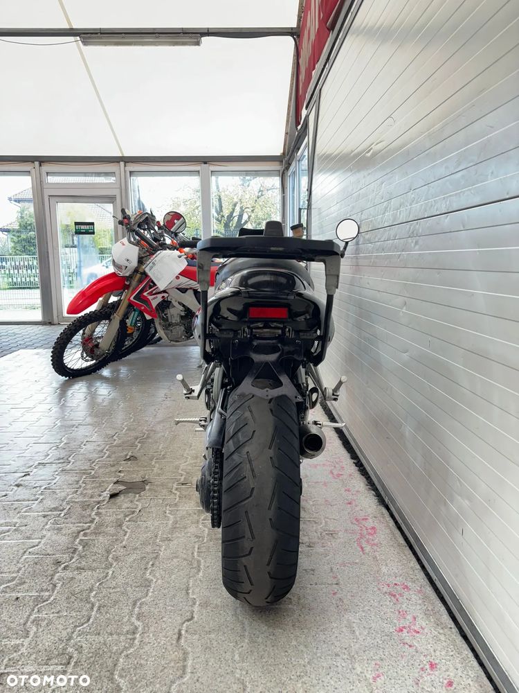 Triumph Speed Triple - 30