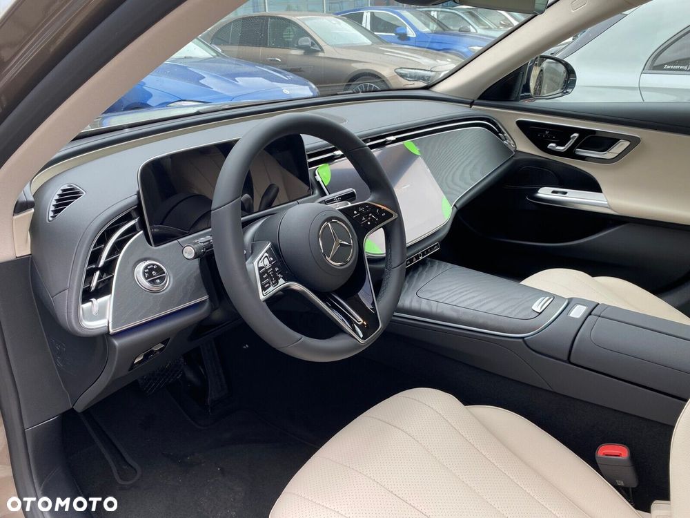 Mercedes-Benz Klasa E 220 d mHEV 4-Matic AMG 9G-Tronic - 9