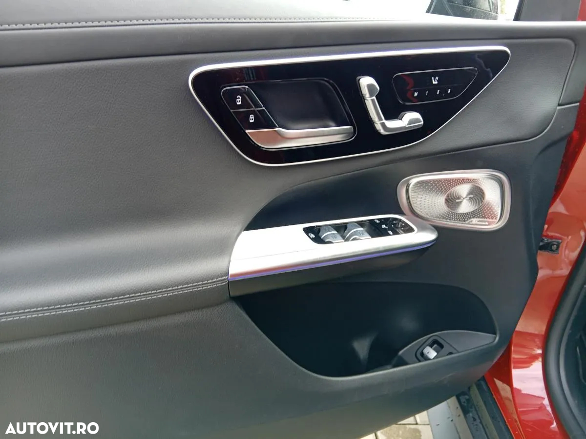 Mercedes-Benz GLC 300 e 4MATIC - 11