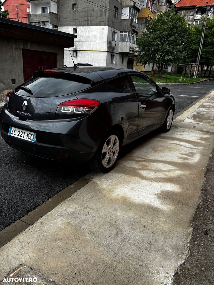 Renault Megane TCe 130 Coupe Dynamique - 8