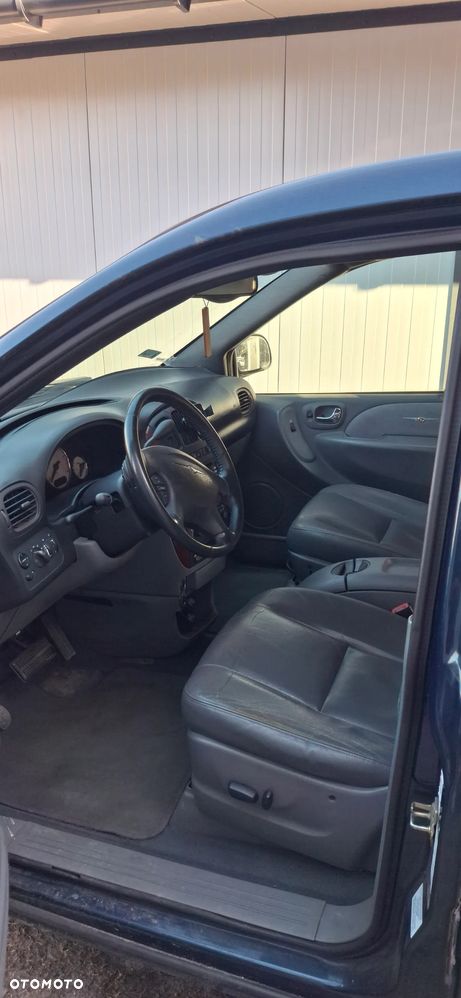 Chrysler Grand Voyager ver-2-8-crd-automatik-limited - 13