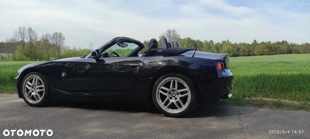 BMW Z4 2.2i - 10