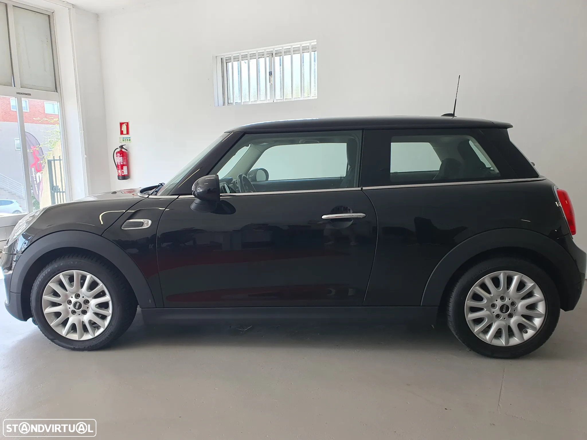 MINI 3 Portas Cooper D - 4