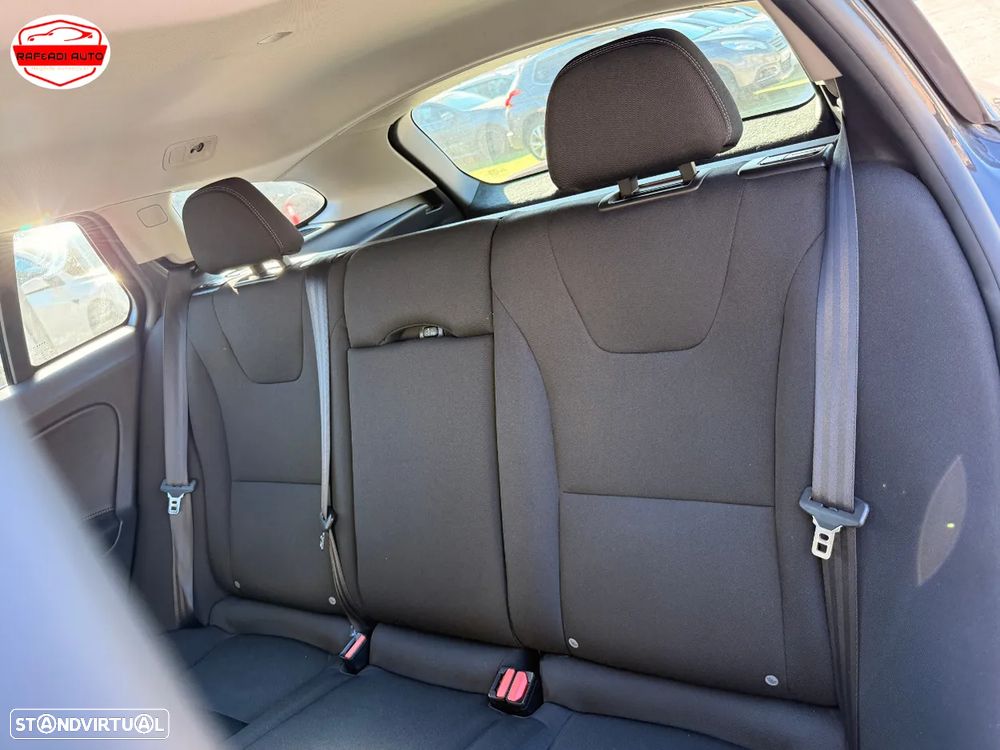 Volvo V60 1.6 D2 Momentum Eco - 11