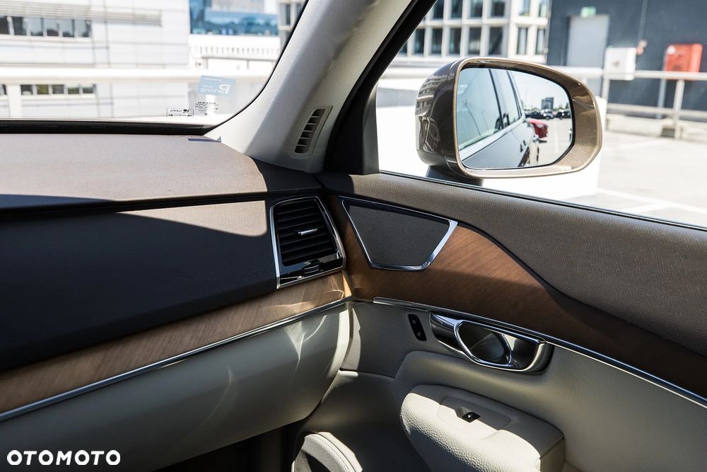 Volvo XC 90 D4 Geartronic Momentum - 4