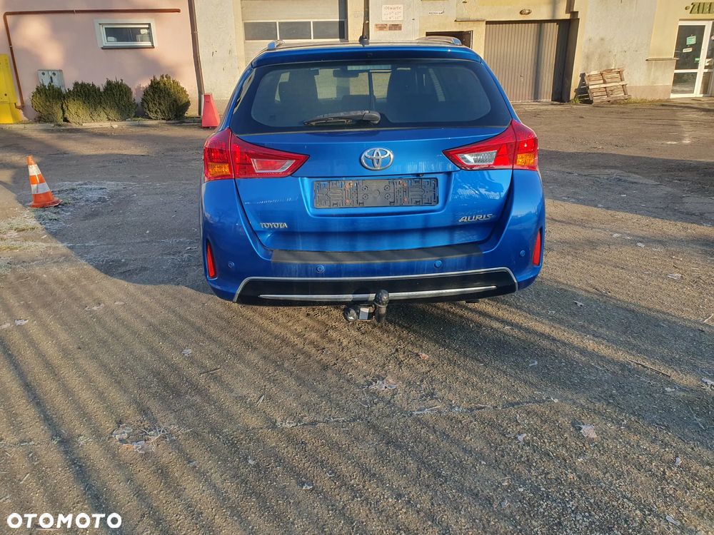 Toyota Auris 2.0 D-4D Life - 4