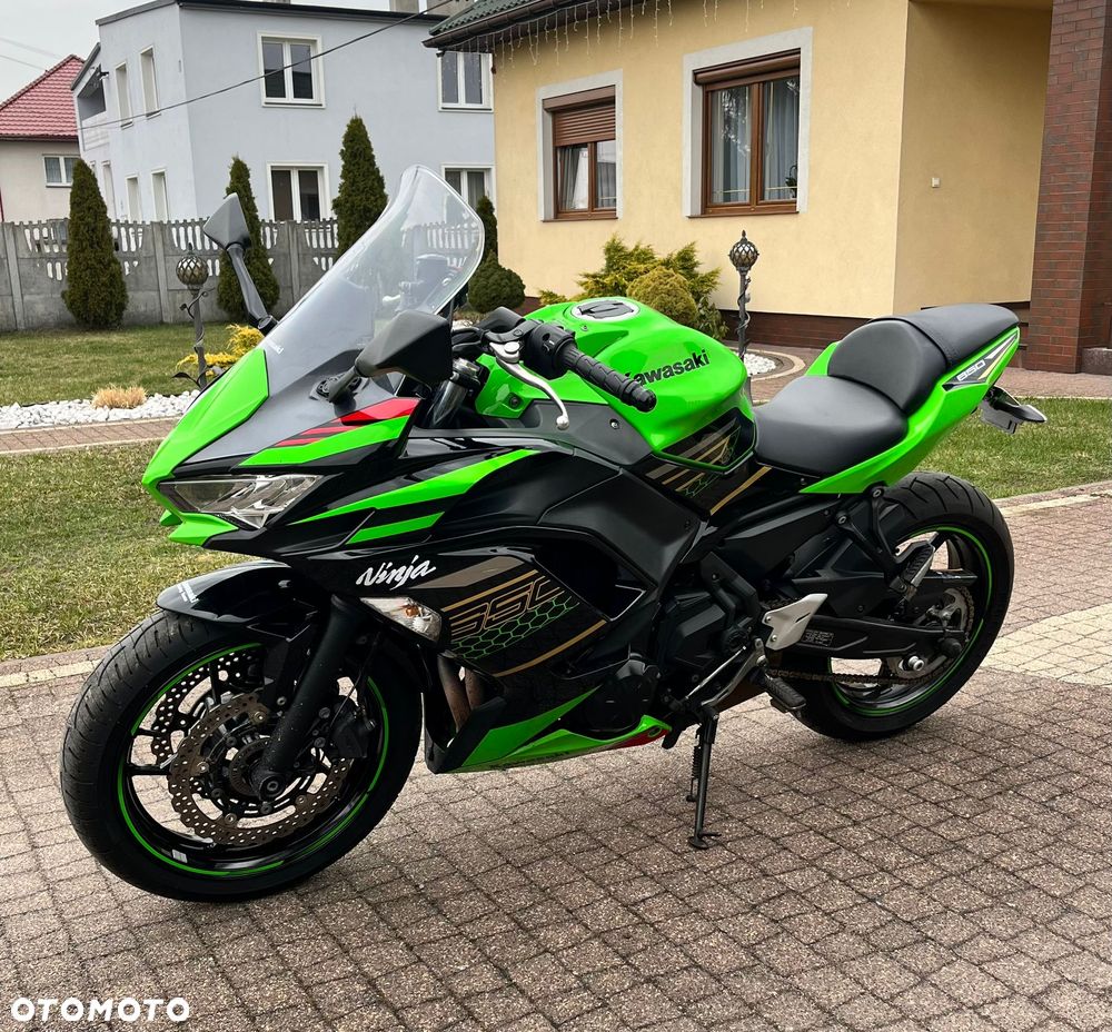 Kawasaki Ninja - 1