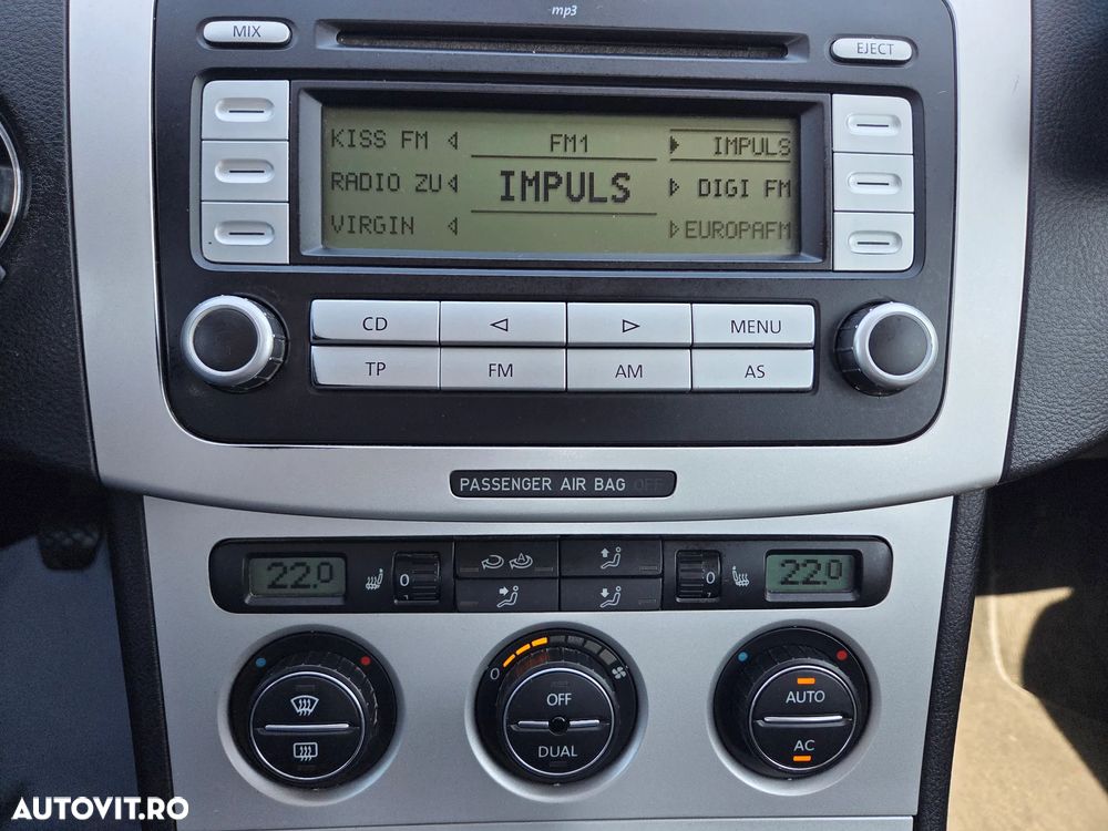 Volkswagen Passat 1.9 TDI Comfortline - 12