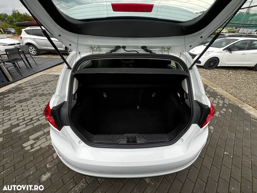 Ford Fiesta - 10