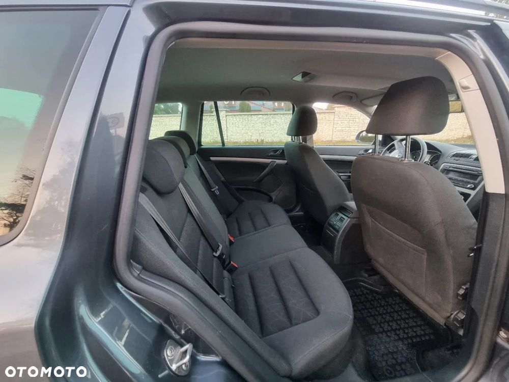 Skoda Octavia 1.8 TSI FAMILY - 9