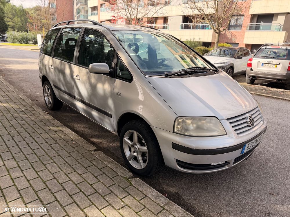 VW Sharan 1.9 TDI Comfortline Family - 3