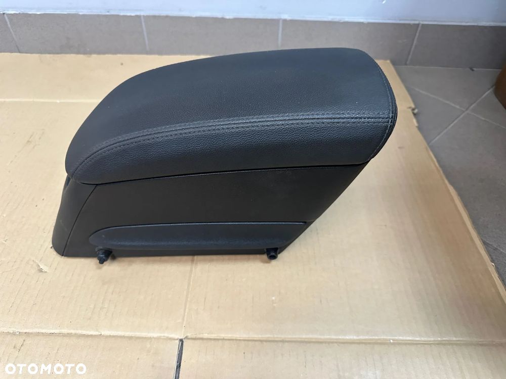 OPEL MERIVA B PODŁOKIETNIK SCHOWEK UCHWYT NA KUBEK - 2