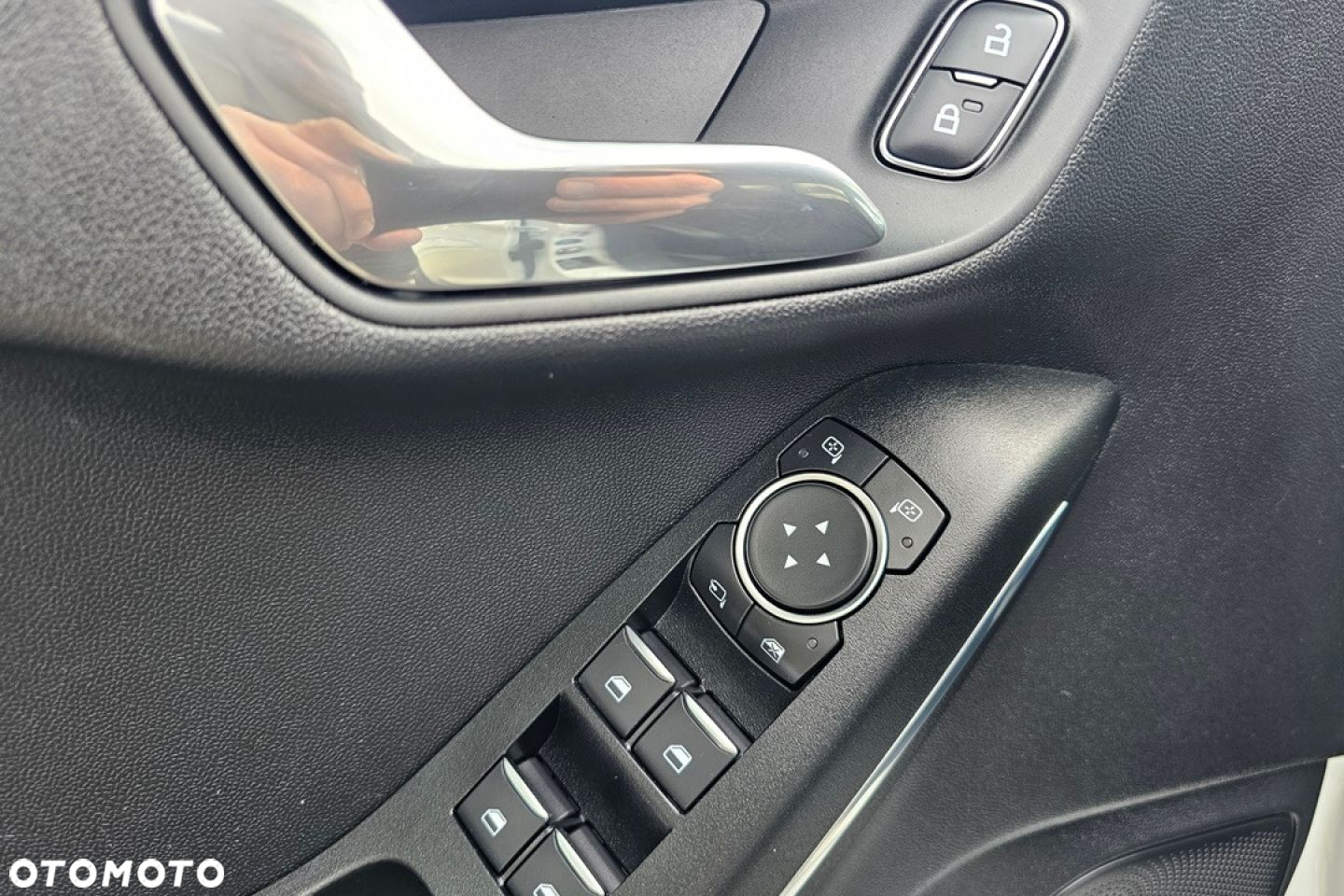 Ford Fiesta - 28
