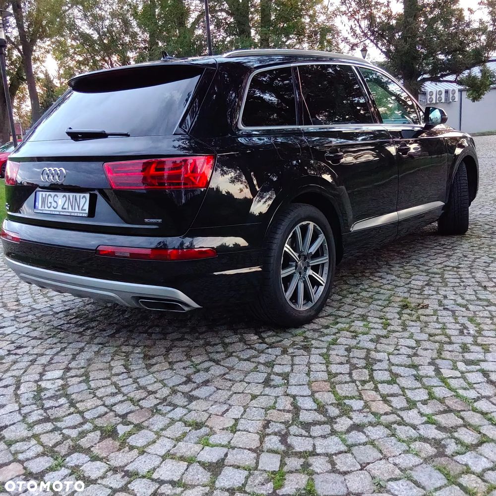 Audi Q7 - 11