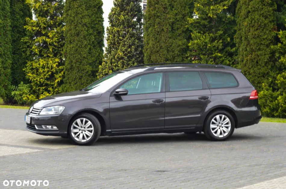 Volkswagen Passat 2.0 TDI Comfortline - 8