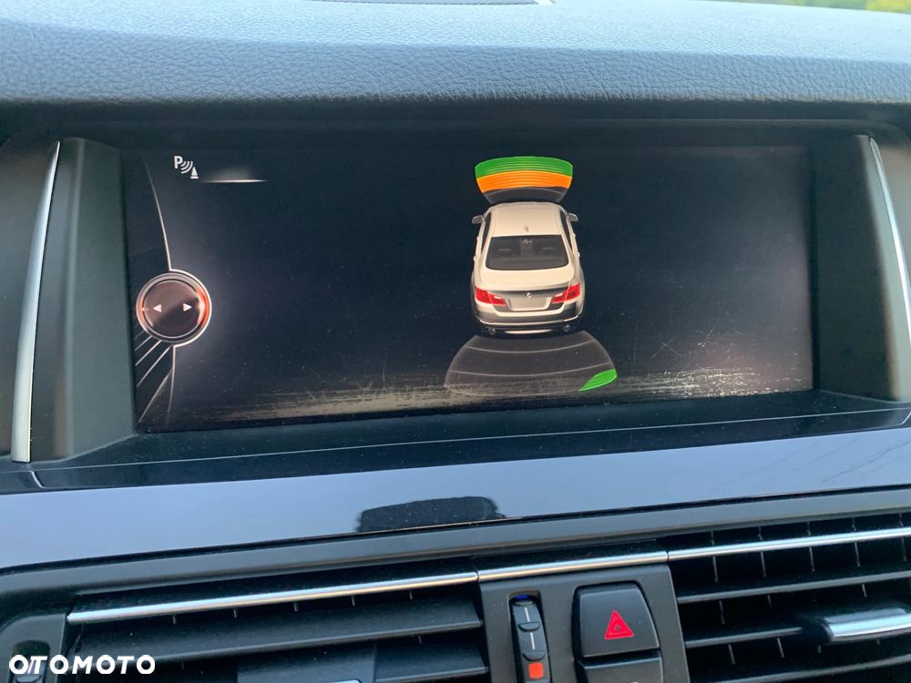 BMW Seria 5 520d Efficient Dynamics Edition - 17