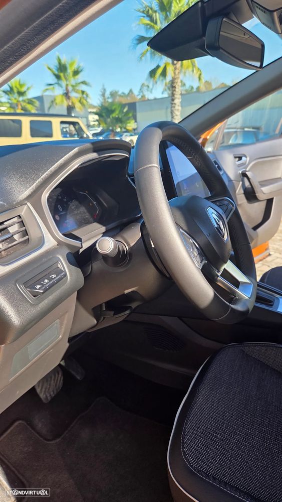 Renault Captur Mild Hybrid 140 EDC EVOLUTION - 22