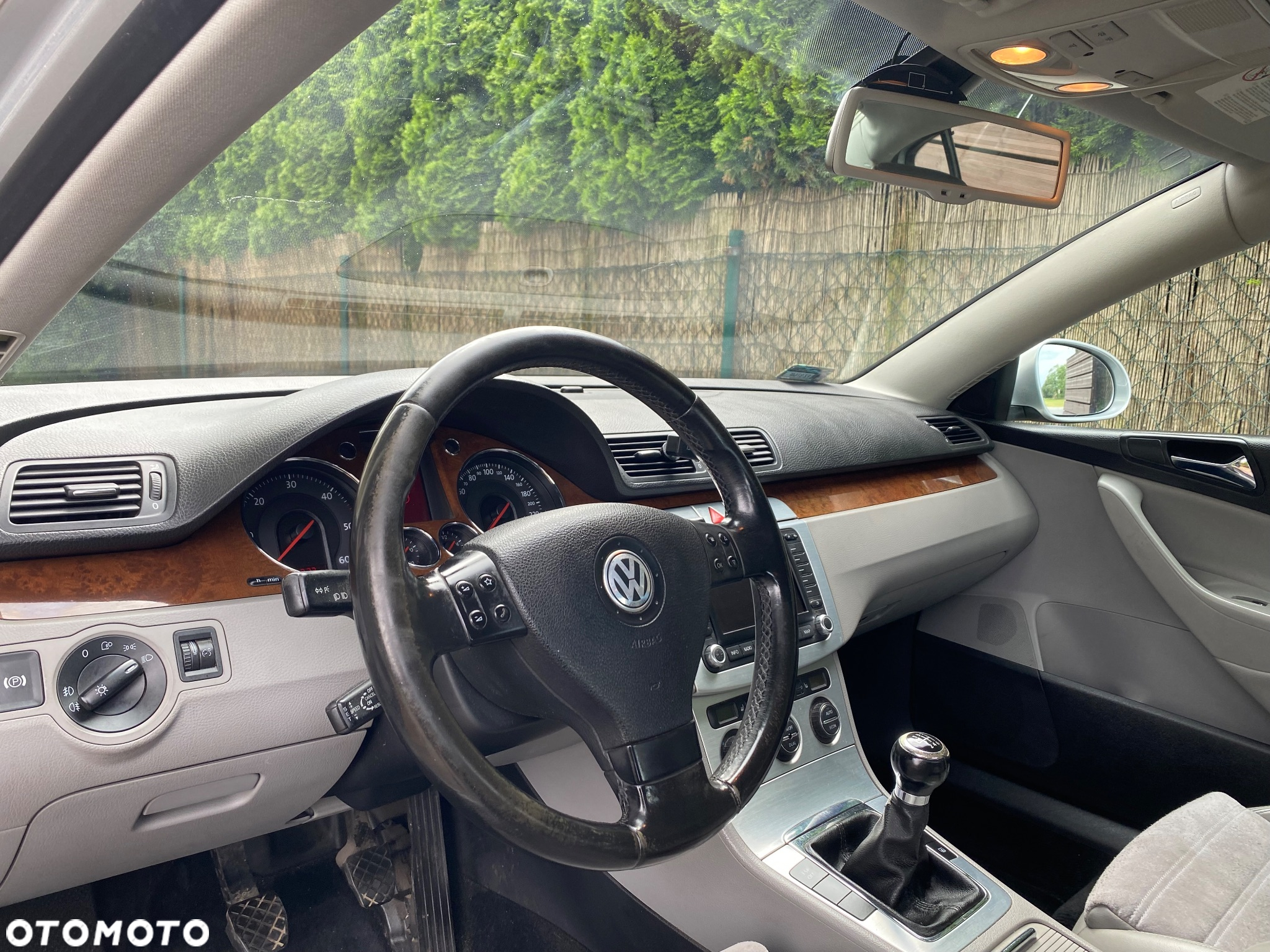 Volkswagen Passat - 9