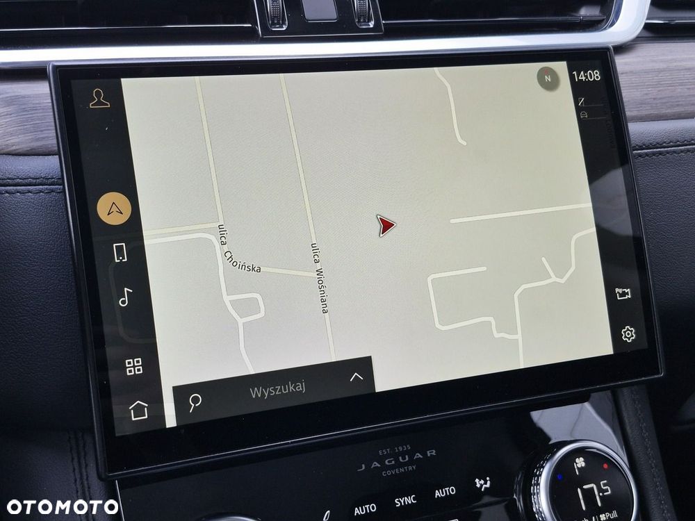 Jaguar F-Pace P250 AWD SE - 38