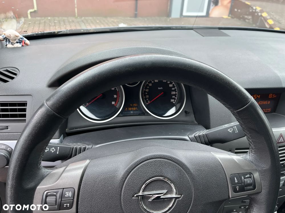 Opel Astra 1.6 - 10