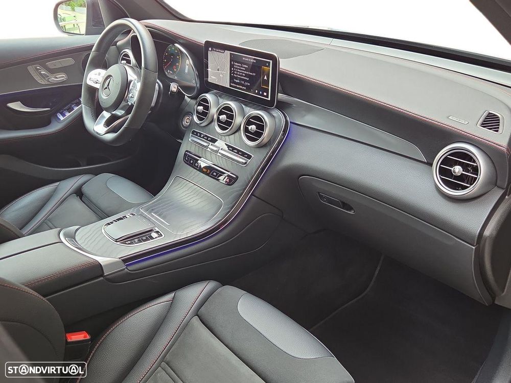Mercedes-Benz GLC 220 d 4Matic 9G-TRONIC AMG Line Plus - 23