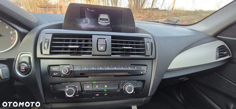 BMW Seria 1 116i - 21