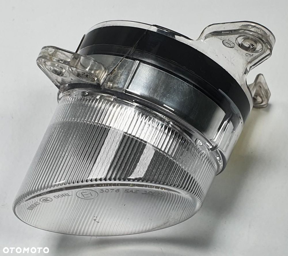 HALOGEN ŚWIATŁO JAZDY DZIENNEJ LEWE MERCEDES W176 A0999060151 - 2