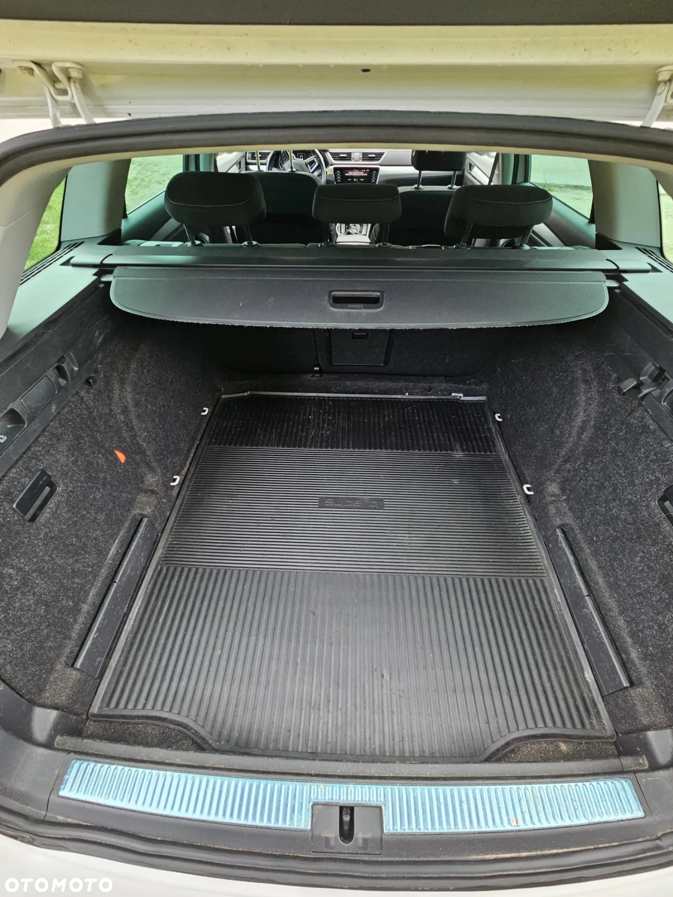 Skoda Superb 2.0 TDI Style DSG - 11