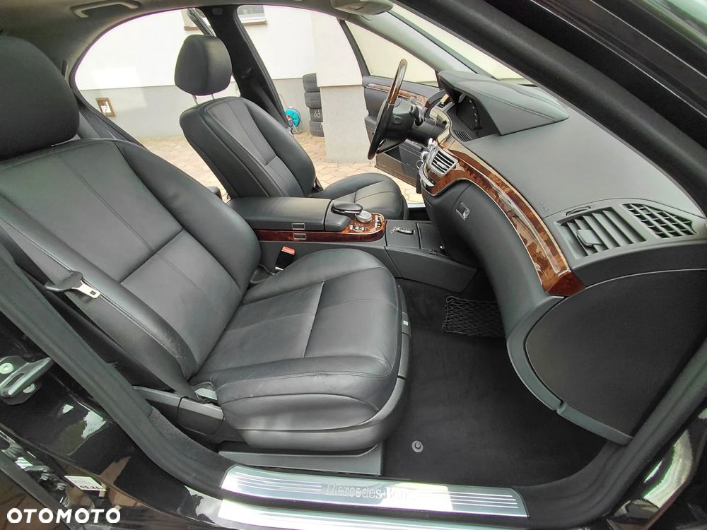 Mercedes-Benz Klasa S 500 7G-TRONIC - 31
