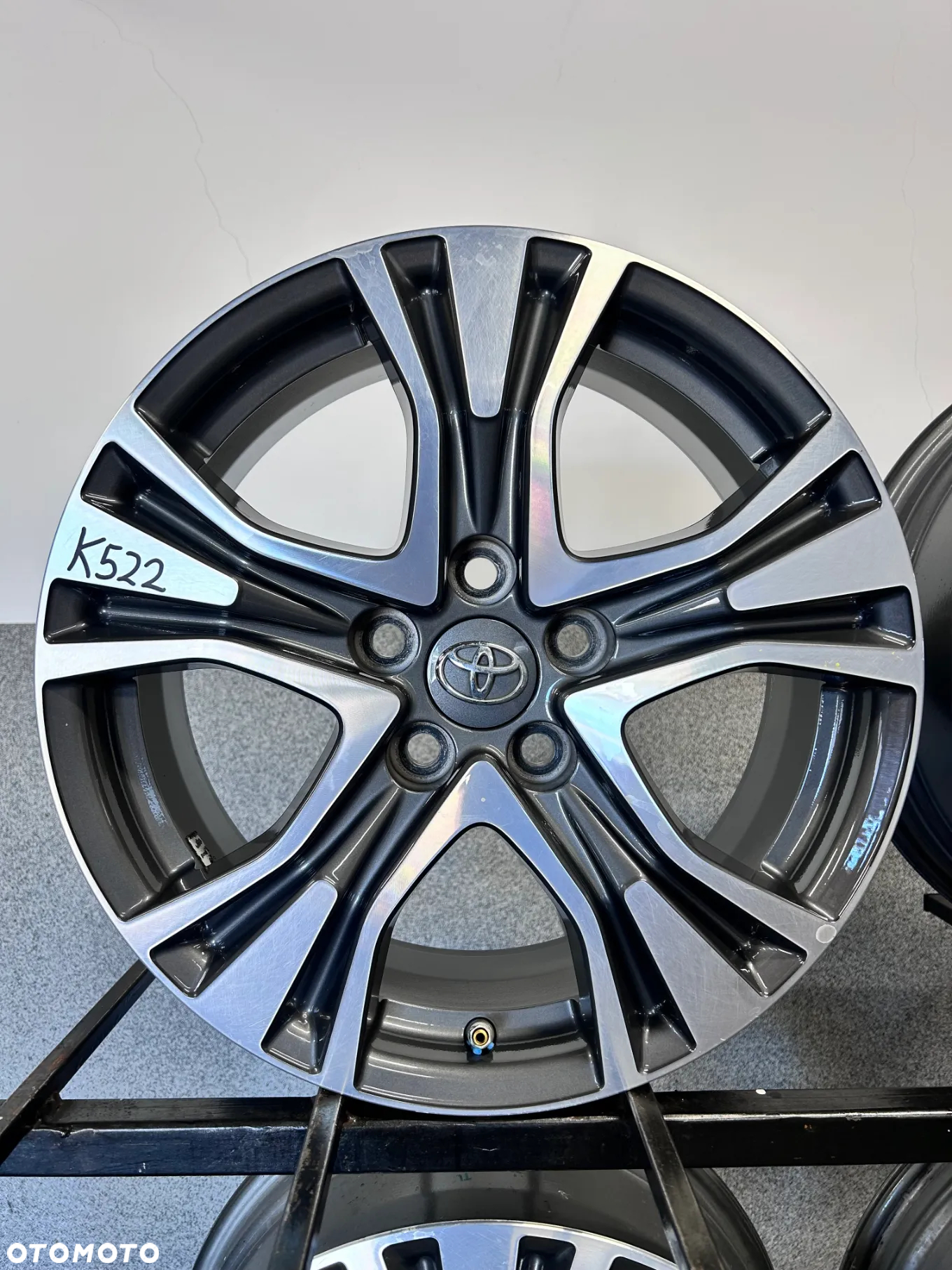 4 FELGI ALU. TOYOTA  RAV 4, AVENSIS 17'' +TPMS  7J ET39 - 2