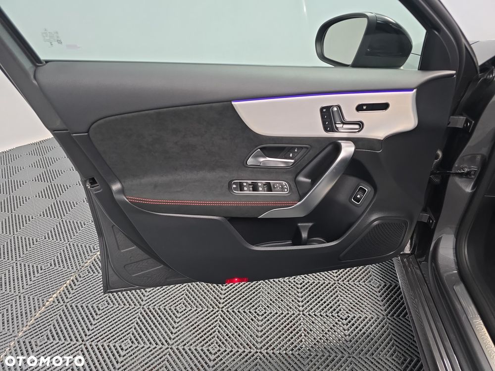 Mercedes-Benz Klasa A 200 AMG Line 7G-DCT - 10