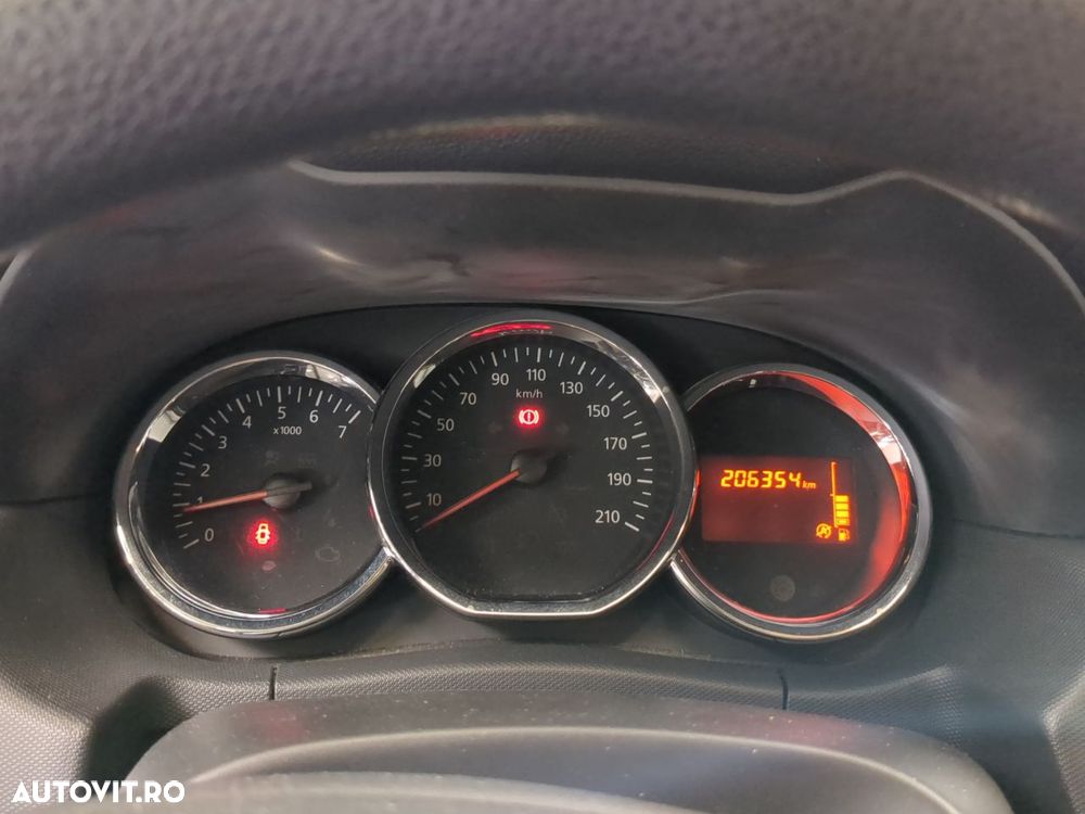Dacia Duster 1.5 dCi 4x2 Prestige - 6