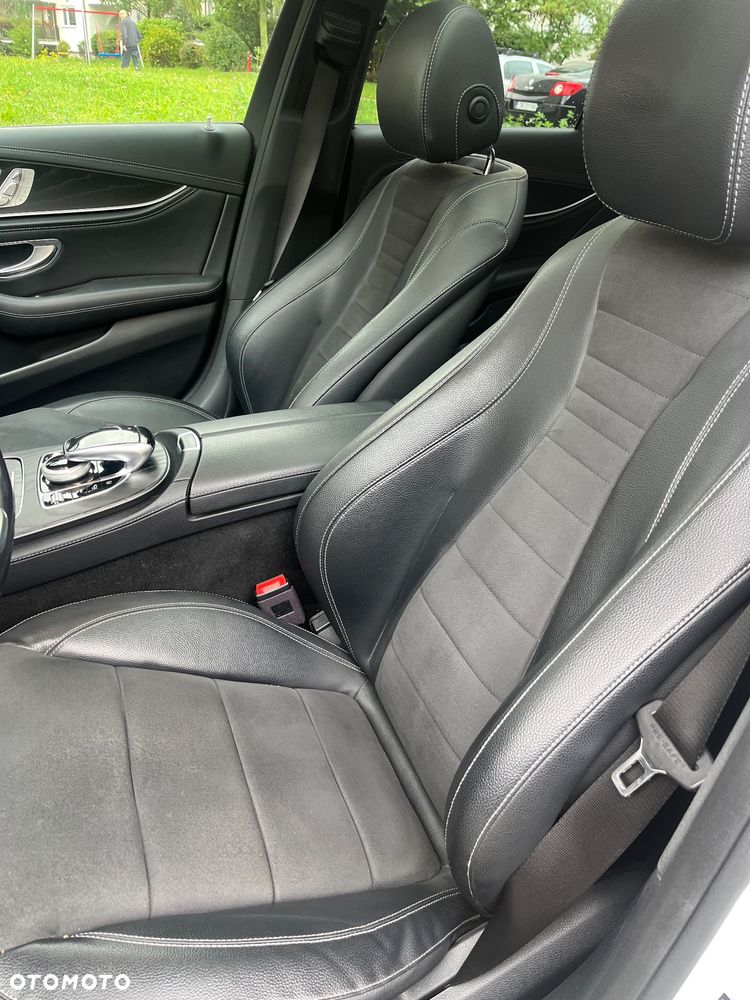 Mercedes-Benz Klasa E 220 d 4-Matic AMG - 13