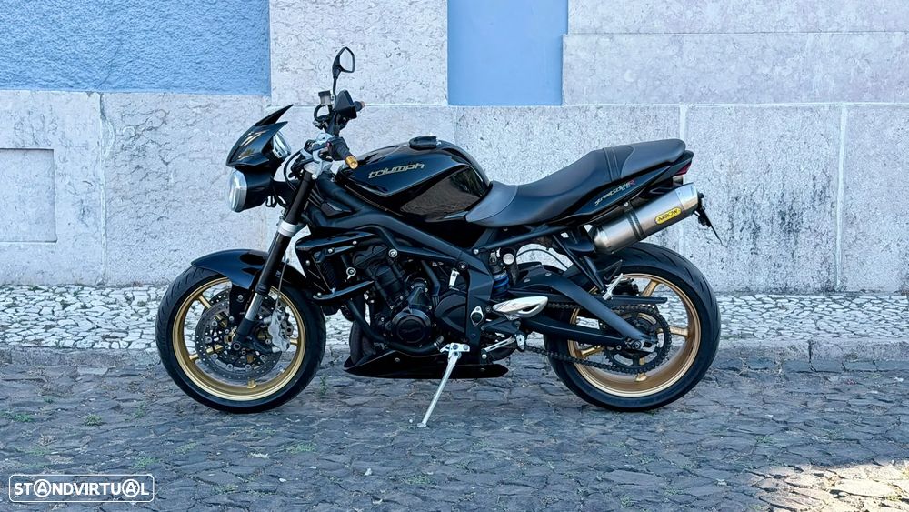 Triumph Street Triple - 2