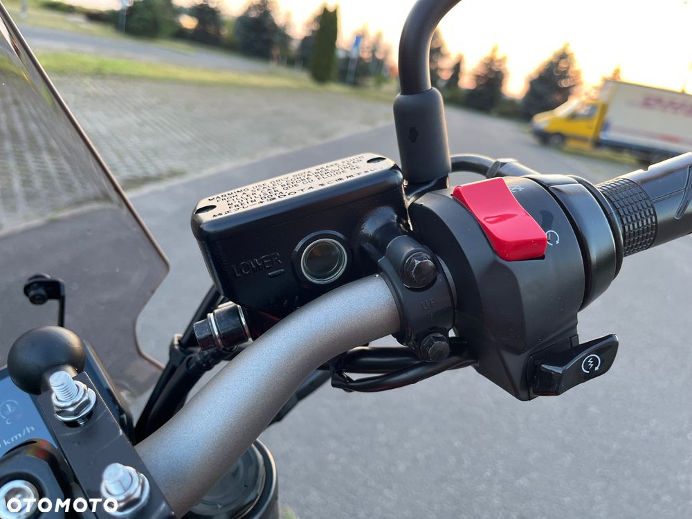 Honda CB - 25