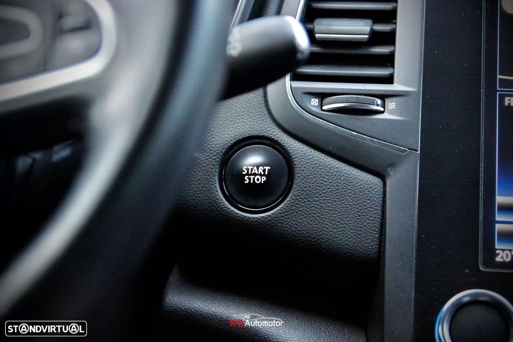 Renault Mégane 1.5 Blue dCi Intens - 20