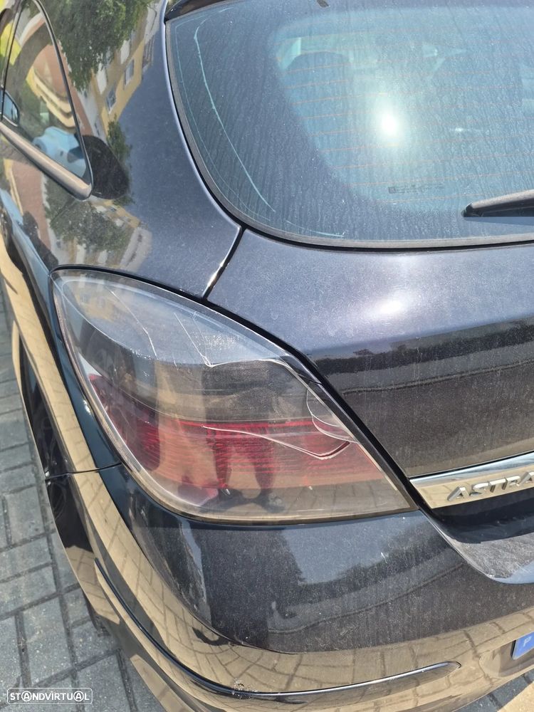 Opel Astra GTC 1.3 CDTI - 10