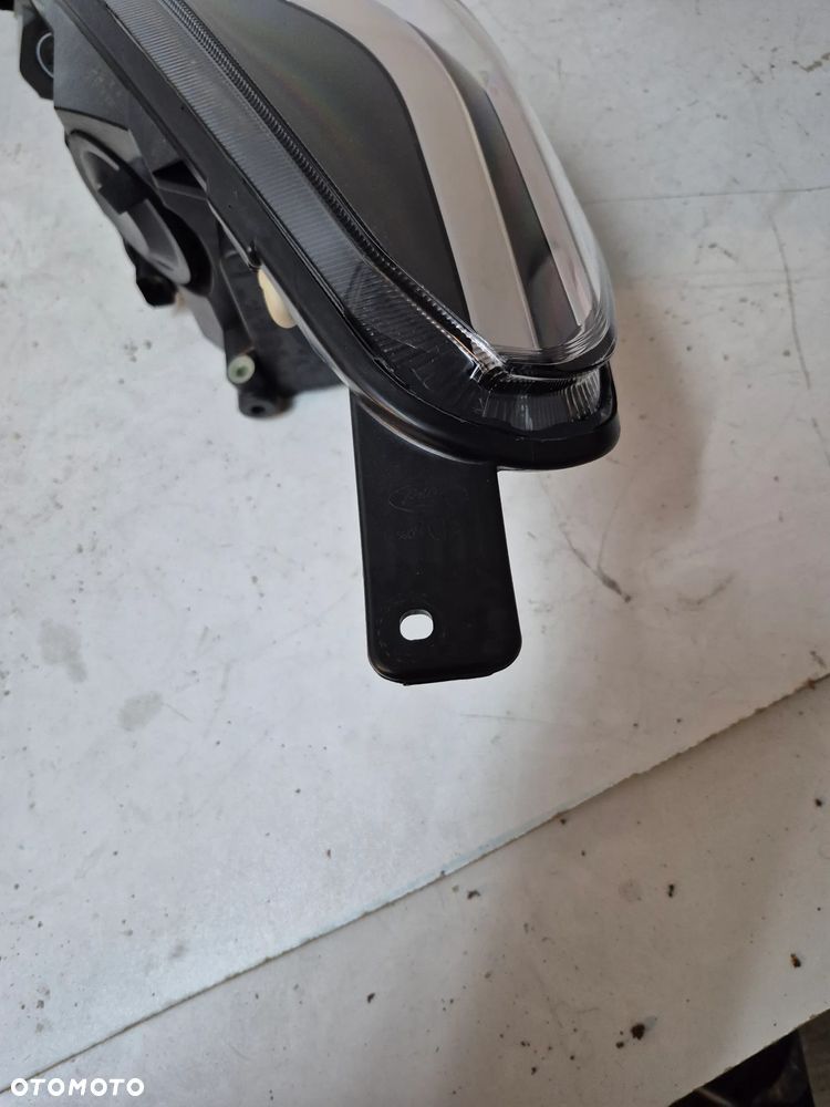 Ford Fiesta MK8 lampa prawa soczewka led H1BB-13100-CJ - 3