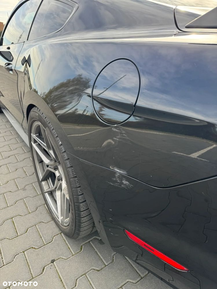 Ford Mustang 5.0 V8 GT - 8