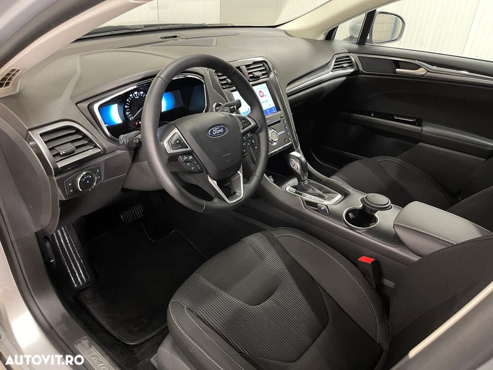 Ford Mondeo 2.0 HEV Titanium - 6