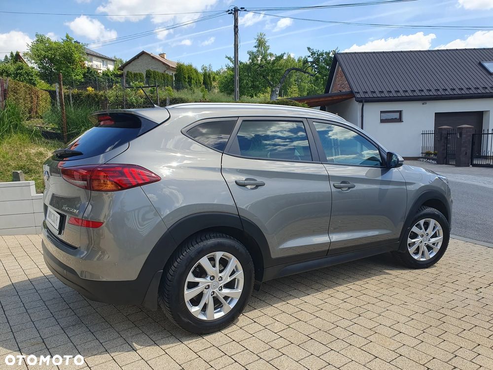 Hyundai Tucson 1.6 GDi 2WD Pure - 27