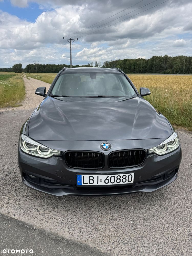BMW Seria 3 318d Sport Line - 3