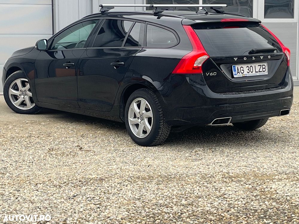 Volvo V60 D4 Momentum - 22