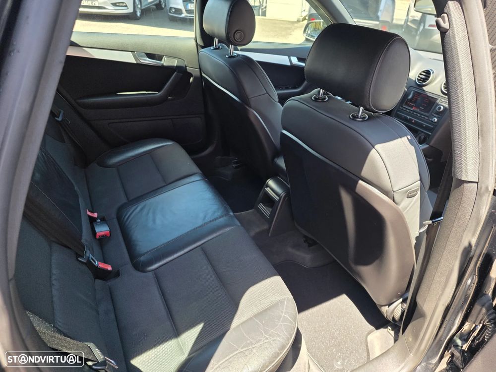 Audi A3 Sportback 2.0 TDi S-line - 12