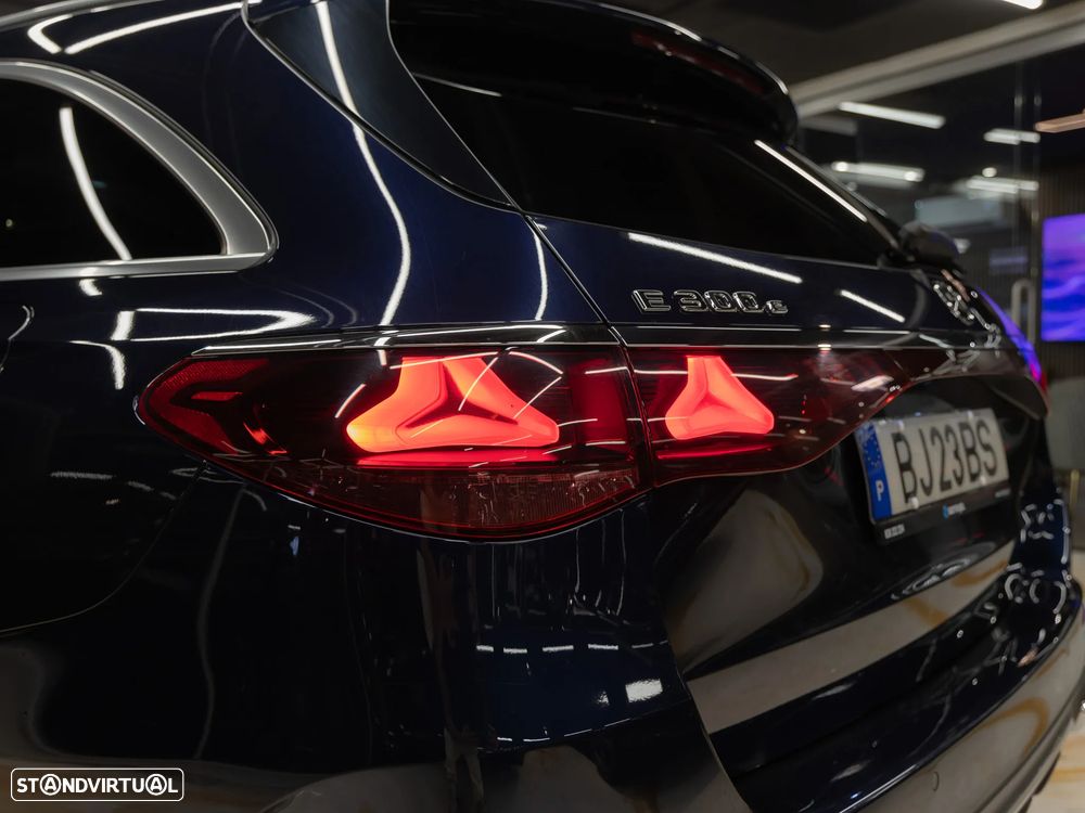 Mercedes-Benz E 300 e Station - 18