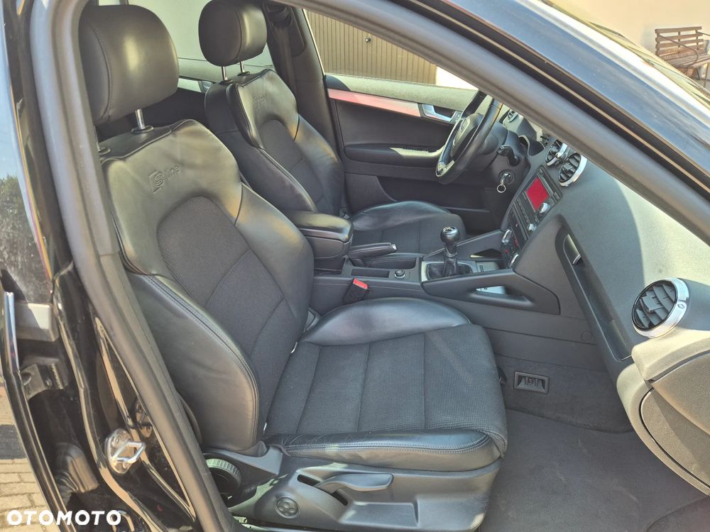 Audi A3 Sportback 2.0 TDI DPF S line Sportpaket (plus) - 20