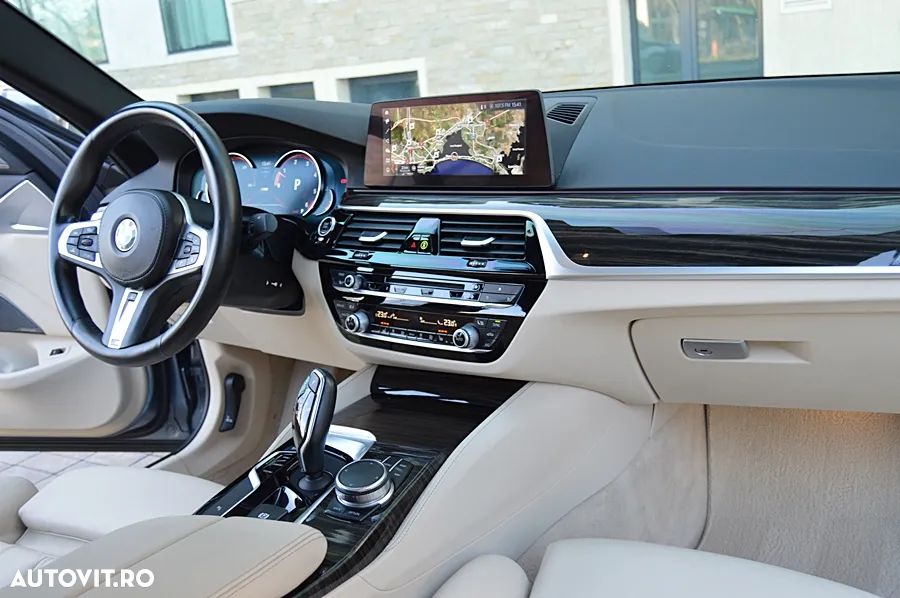 BMW Seria 5 530d xDrive Aut. Sport Line - 4